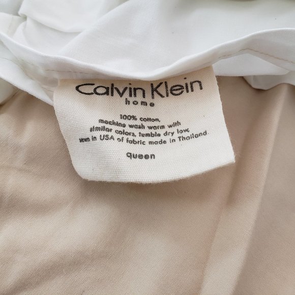Calvin Klein Bedding Calvin Klein Bed Skirt Queen Size Poshmark